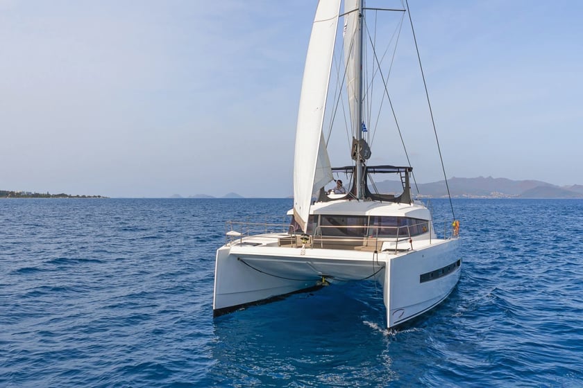 Kos Catamaran Cabine 6  10  slaapplaatsen 10  gasten 12.12 m Lijstnummer: #4097 5