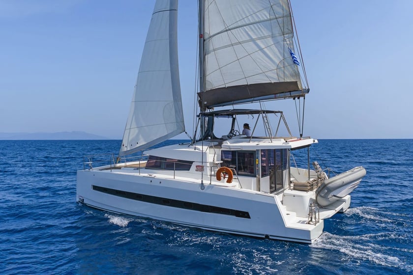 Kos Catamaran Cabine 6  10  slaapplaatsen 10  gasten 12.12 m Lijstnummer: #4097 4