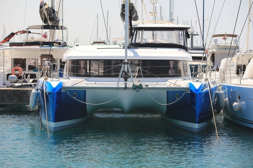 Sukošan Catamaran 6 cabin 12 berths 12 guests 12.8 m Listing Number: #411