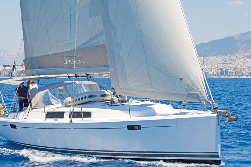 Volos Sailboat 3 cabin 6 berths 6 guests 11.4 m Listing Number: #4118