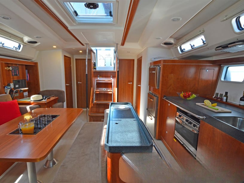 Kos Zeilboot Cabine 6  11  slaapplaatsen 12  gasten 14.85 m Lijstnummer: #4130