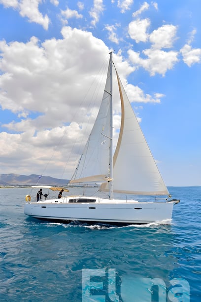 Athens Sailboat 4 cabin 8 berths 8 guests 13 m Listing Number: #4132 3