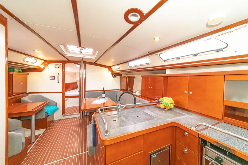 Kos Velero Cabina 3  6  literas 6  invitados 12.1 m Número de anuncio: #4195 5