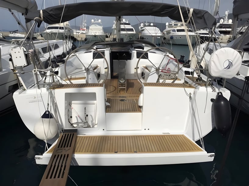 Primošten Velero Cabina 3  8  literas 8  invitados 12.4 m Número de anuncio: #4218 4