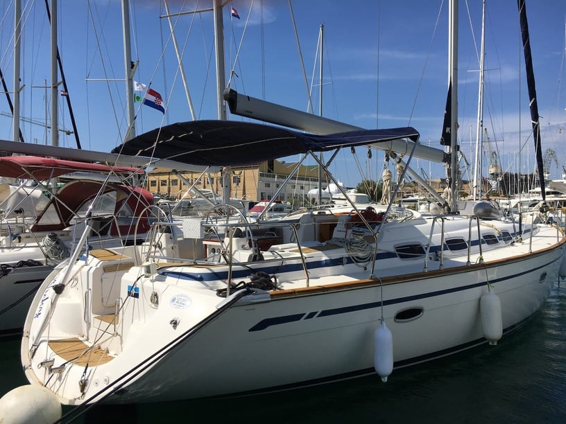 Trogir Sailboat 4 cabin 9 berths 9 guests 14.4 m Listing Number: #4262 3