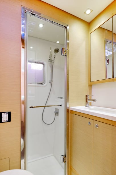 Ibiza Catamaran Cabine 6  14  slaapplaatsen 30  gasten 15.85 m Lijstnummer: #4326 5