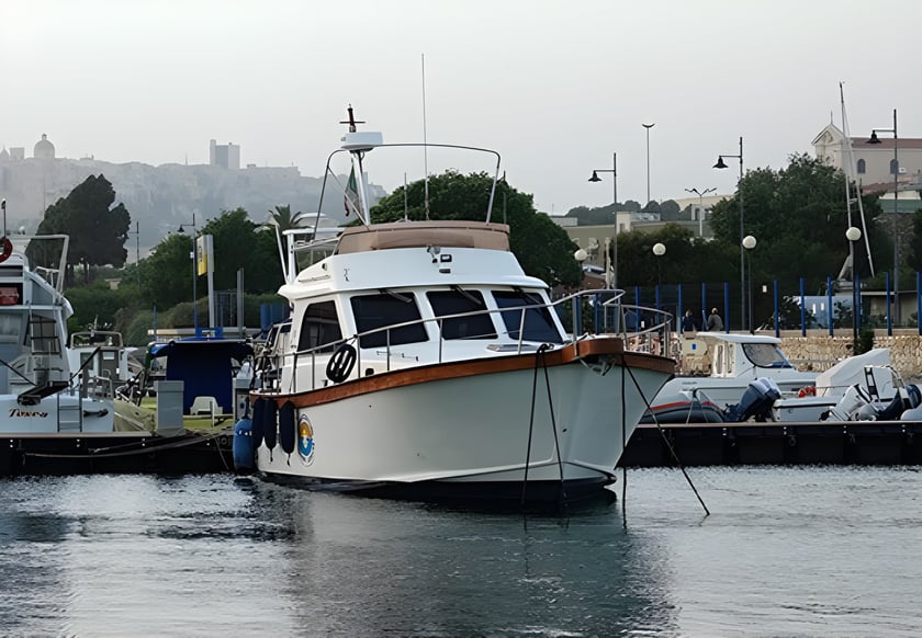 Cagliari Motorboot Cabine 3  6  slaapplaatsen 12  gasten 11.95 m Lijstnummer: #4358 3