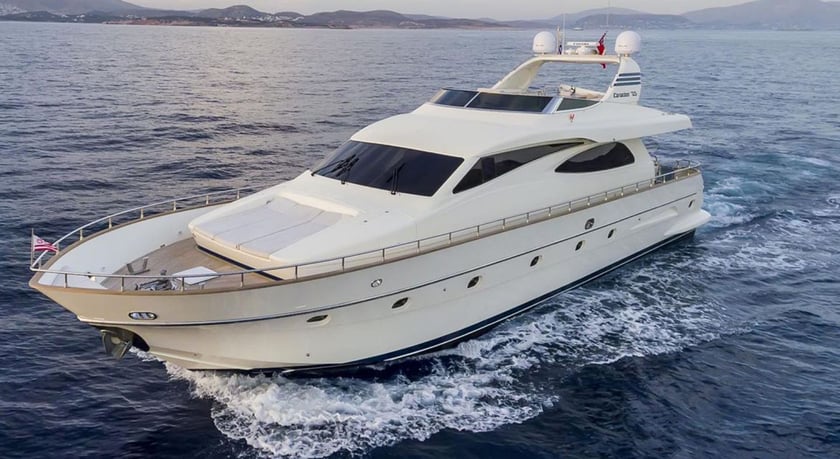 Cannigione Yacht à moteur Cabine 4  Couchettes 9  Invités 12  22.8 m Numéro de l'annonce: #4365 4