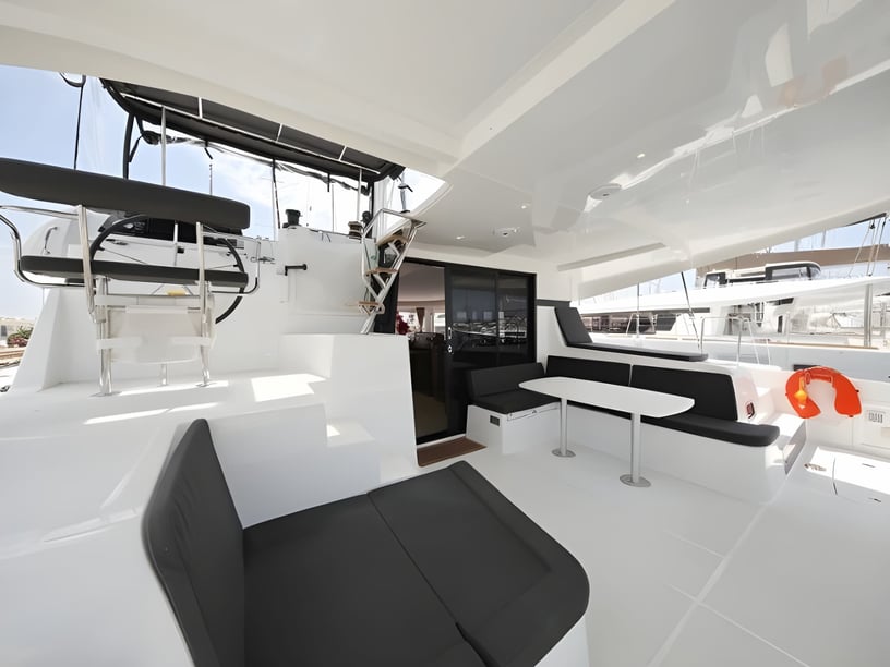 Sukošan Catamaran 6 cabin 12 berths 12 guests 12.8 m Listing Number: #443 5