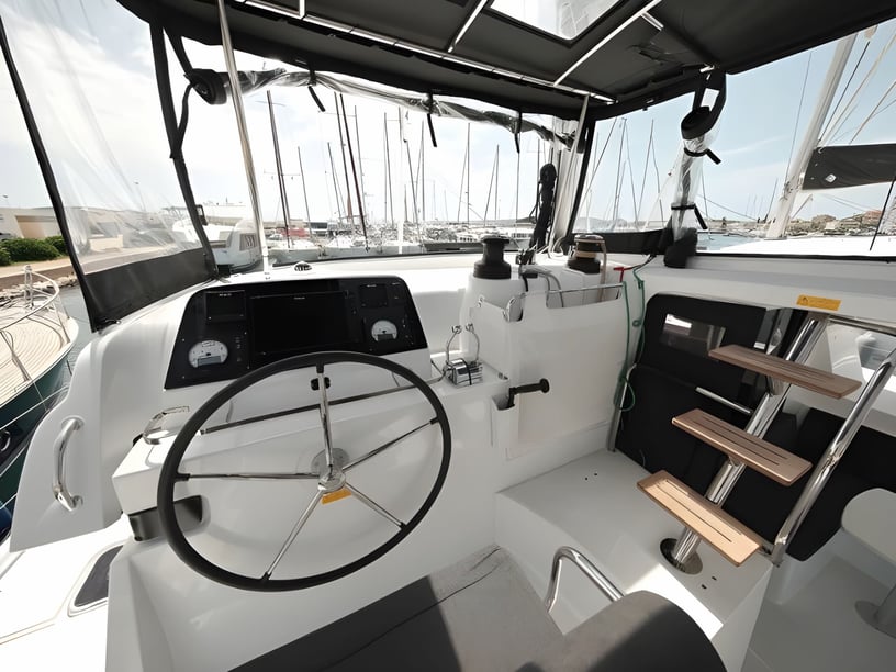 Sukošan Catamaran 6 cabin 12 berths 12 guests 12.8 m Listing Number: #443 4