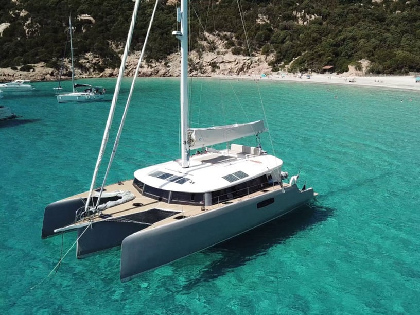 Martinique Catamaran Cabine 4  8  slaapplaatsen 8  gasten 16 m Lijstnummer: #446