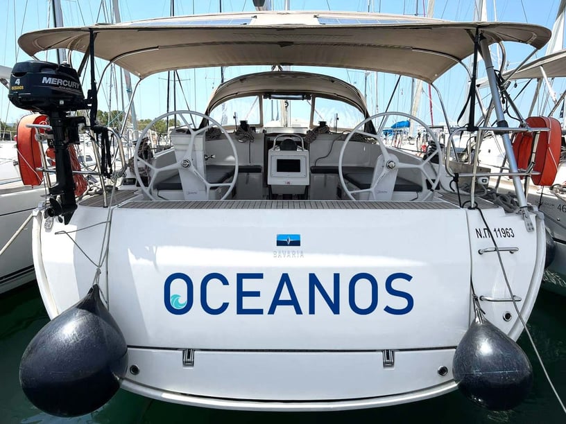 Lavrion Barca a vela cabina 4  cuccette 10  10  ospiti 14.35 m Numero dell'inserzione: #45