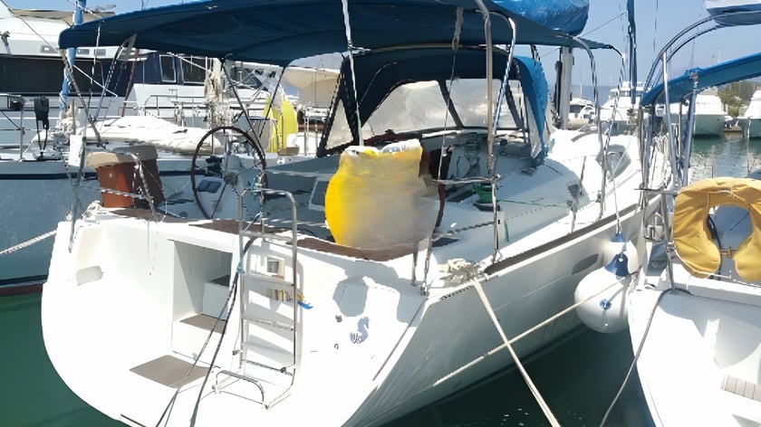 Lefkada Zeilboot Cabine 3  8  slaapplaatsen 8  gasten 13.1 m Lijstnummer: #4537 4