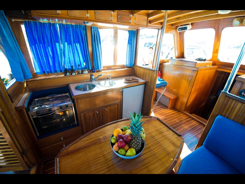 Zadar Motorboat 3 cabin 7 berths 7 guests 13.5 m Listing Number: #4583 3