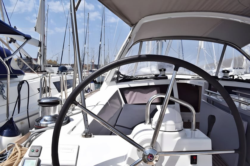 Kaštel Gomilica Voilier Cabine 4  Couchettes 10  Invités 10  14.6 m Numéro de l'annonce: #4605 3