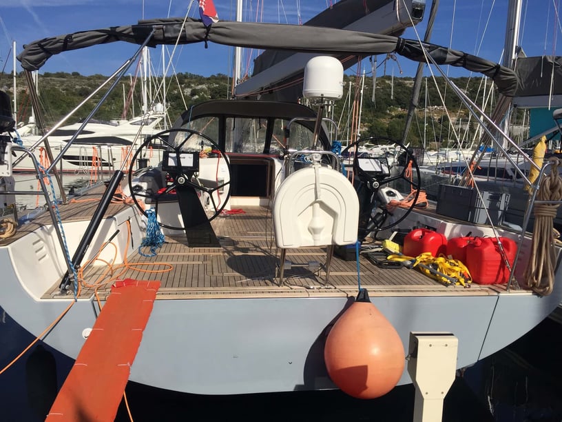 Kaštel Gomilica Zeilboot Cabine 6  12  slaapplaatsen 12  gasten 16.7 m Lijstnummer: #4660