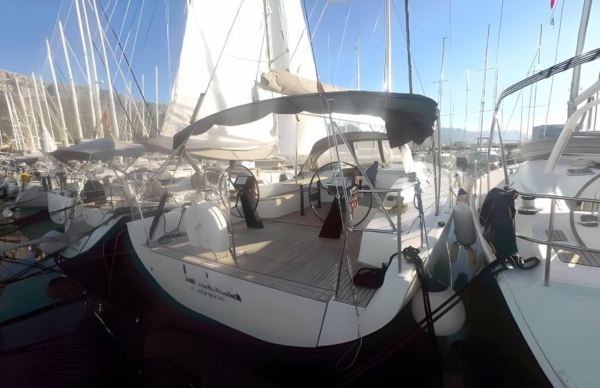 Kaštel Gomilica Sailboat 6 cabin 12 berths 12 guests 16.7 m Listing Number: #4661 5