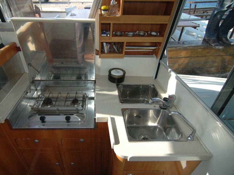 Sukošan Motoscafo cabina 3  cuccette 7  7  ospiti 10.8 m Numero dell'inserzione: #4700 4