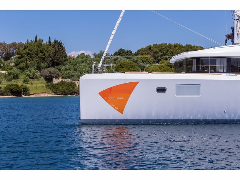 Preveza Catamaran 6 cabin 10 berths 10 guests 11.74 m Listing Number: #4714