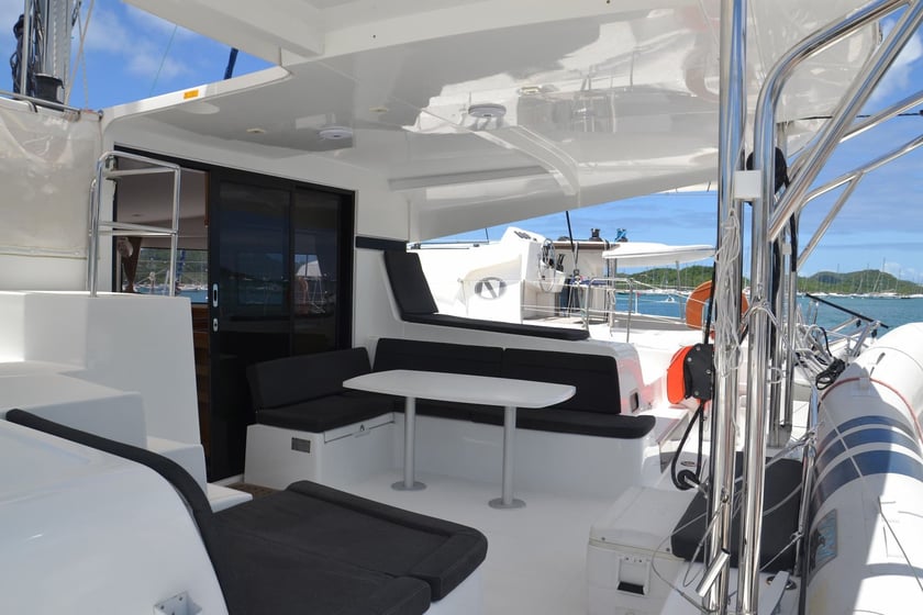 Martinique Katamaran 6 kabin Konaklama 10 kişi Seyir 10 kişi 12.8 m İlan No: #4765 4