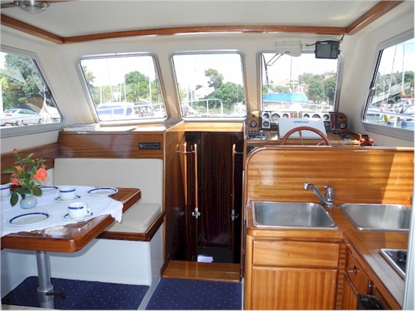 Zadar Motorboat 3 cabin 7 berths 7 guests 10.8 m Listing Number: #4831 2