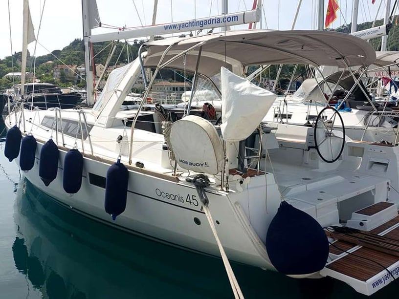 Herceg Novi Sailboat 4 cabin 9 berths 9 guests 13.85 m Listing Number: #4879