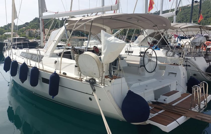 Herceg Novi Sailboat 4 cabin 9 berths 9 guests 13.85 m Listing Number: #4879 3