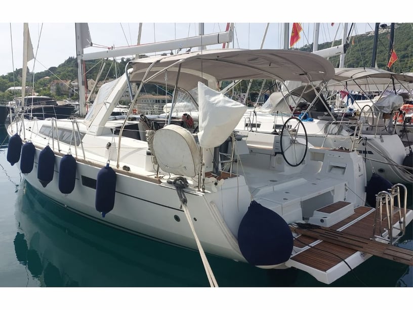 Herceg Novi Sailboat 4 cabin 9 berths 9 guests 13.85 m Listing Number: #4879