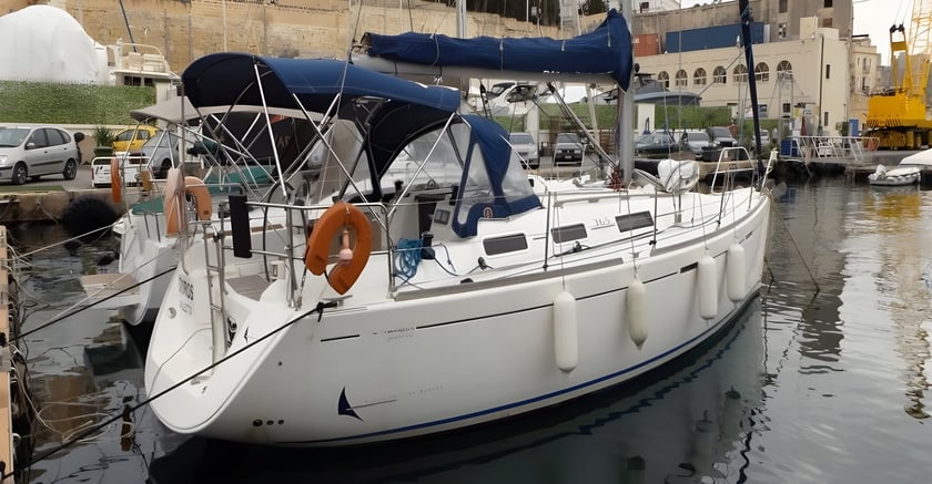 Kalkara Barca a vela cabina 3  cuccette 8  8  ospiti 10.81 m Numero dell'inserzione: #4908