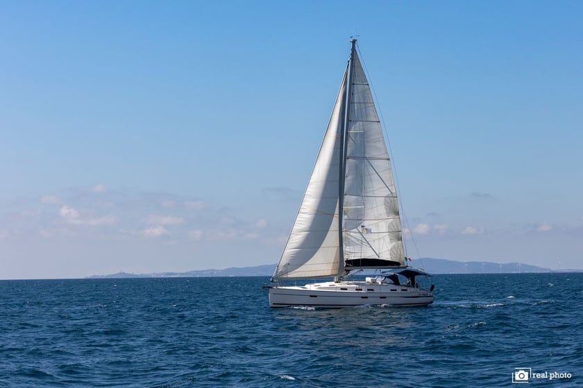 Puntone Sailboat 5 cabin 10 berths 10 guests 15.57 m Listing Number: #4944 3