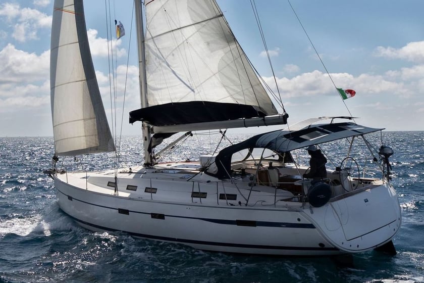 Puntone Yelkenli 5 kabin Konaklama 10 kişi Seyir 10 kişi 15.57 m İlan No: #4944