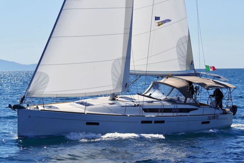 Puntone Sailboat 4 cabin 10 berths 10 guests 14.05 m Listing Number: #4948