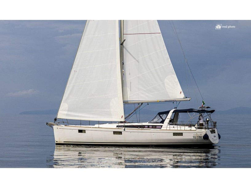 Puntone Sailboat 5 cabin 12 berths 12 guests 14.6 m Listing Number: #4961