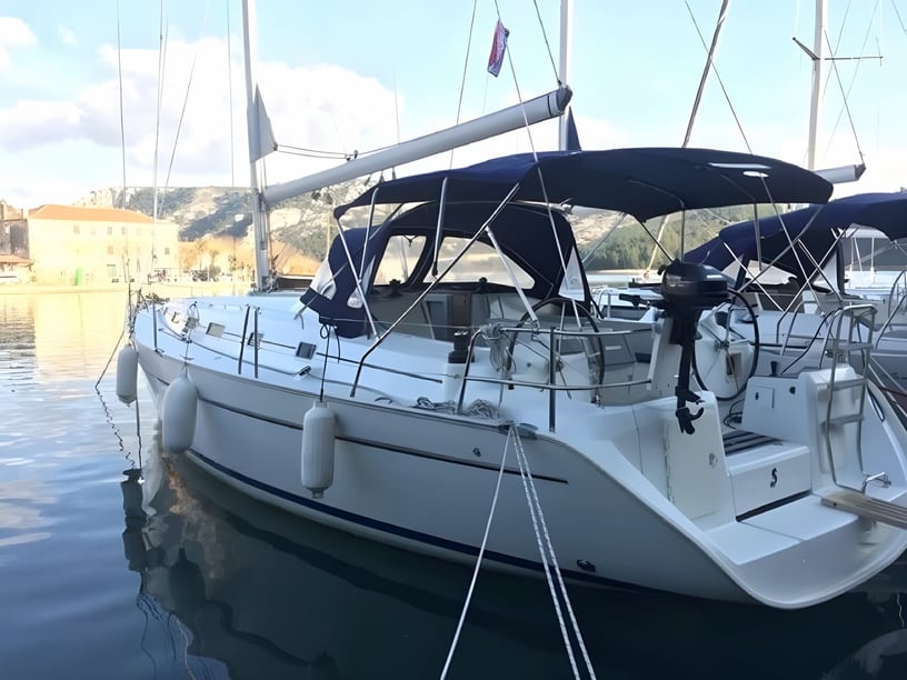 Skradin Sailboat 4 cabin 10 berths 10 guests 13.26 m Listing Number: #4992