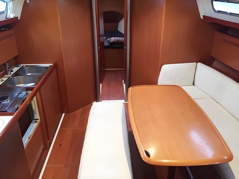 Skradin Sailboat 4 cabin 10 berths 10 guests 13.26 m Listing Number: #4992 5