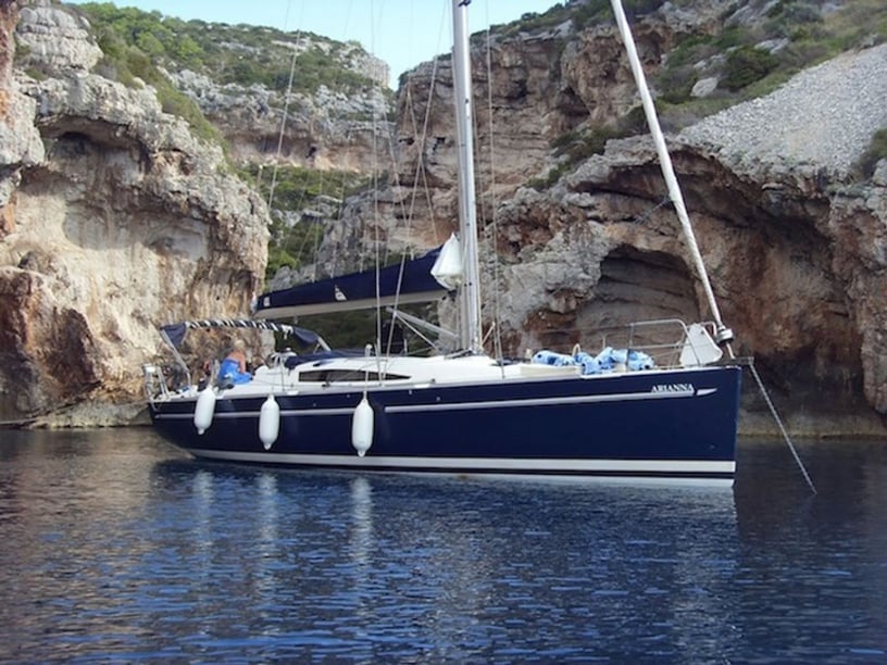 Skradin Sailboat 3 cabin 8 berths 8 guests 12.27 m Listing Number: #4994 4