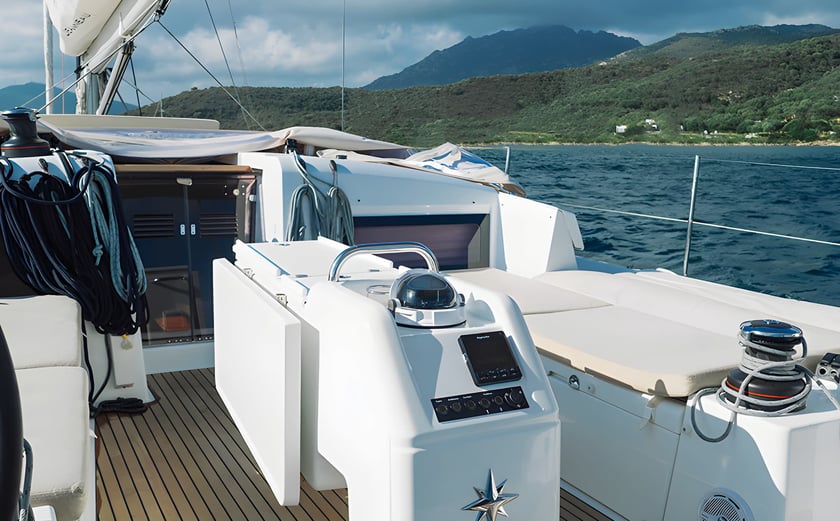 Portisco Sailboat 5 cabin 10 berths 10 guests 14.42 m Listing Number: #5047 5