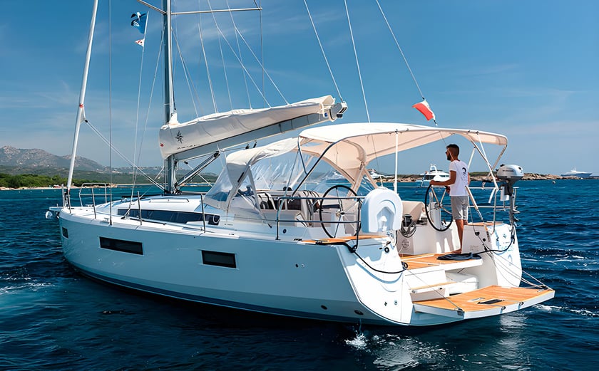 Portisco Sailboat 4 cabin 8 berths 8 guests 13 m Listing Number: #5050