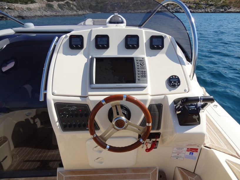 Primošten Motorboat 1 cabin 2 berths 10 guests 9.98 m Listing Number: #5192 3