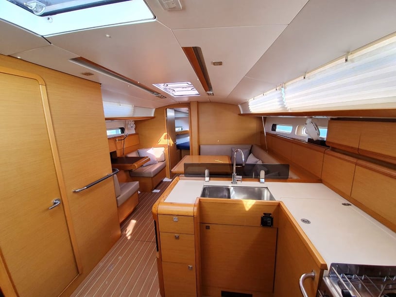 Koh Chang Sailboat 3 cabin 6 berths 8 guests 12.34 m Listing Number: #5222 4