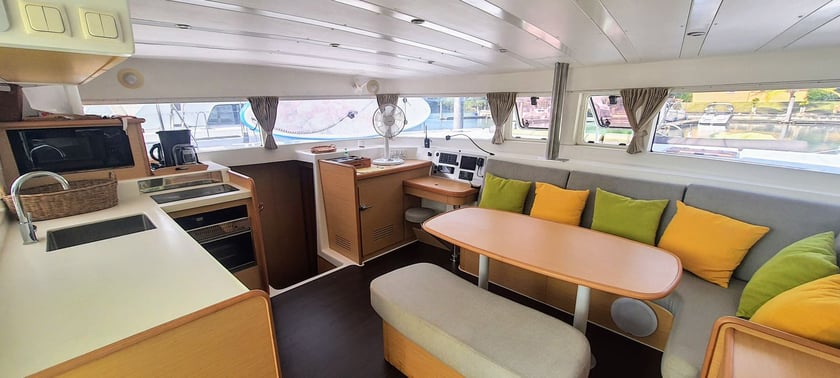 Ko Chang Catamarán Cabina 4  8  literas 8  invitados 12.61 m Número de anuncio: #5224 5