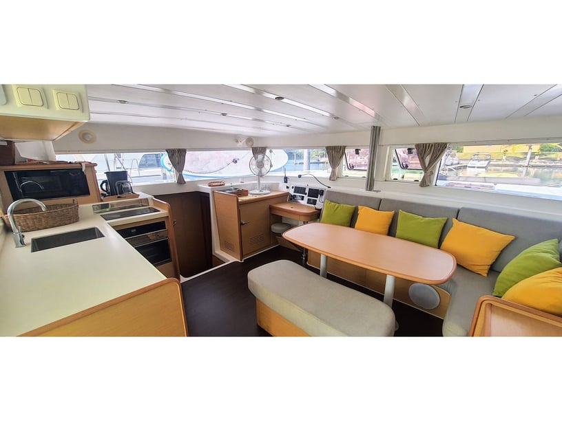 Ko Chang Catamarán Cabina 4  8  literas 8  invitados 12.61 m Número de anuncio: #5224 2