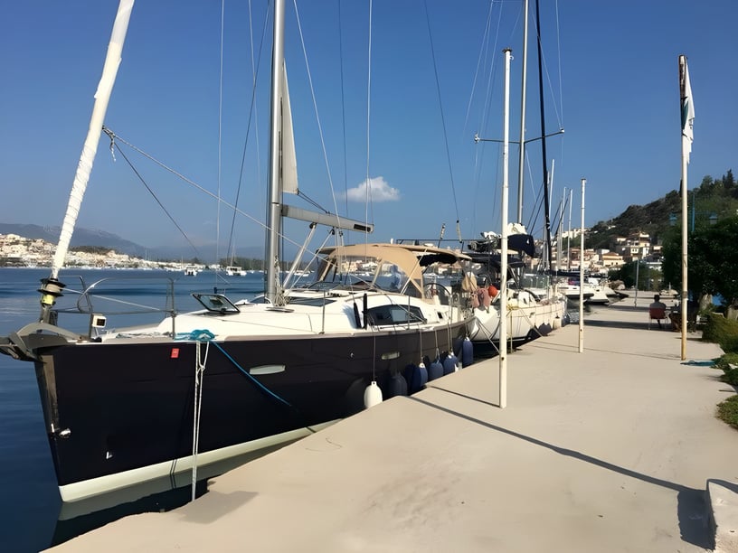 Zakynthos Sailboat 3 cabin 7 berths 7 guests 12.87 m Listing Number: #5227 4