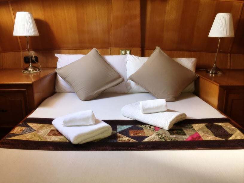 Olbia Yacht a motore cabina 3  cuccette 6  8  ospiti 19 m Numero dell'inserzione: #5245 5