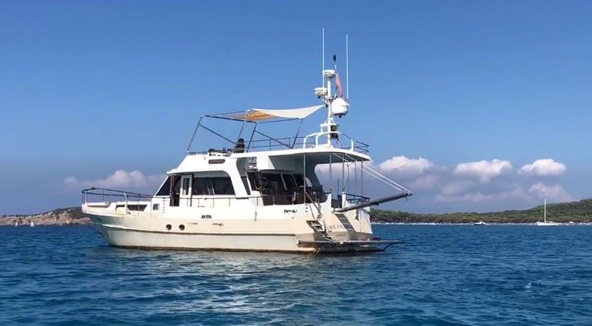 Olbia Yacht a motore cabina 3  cuccette 6  8  ospiti 19 m Numero dell'inserzione: #5245 4