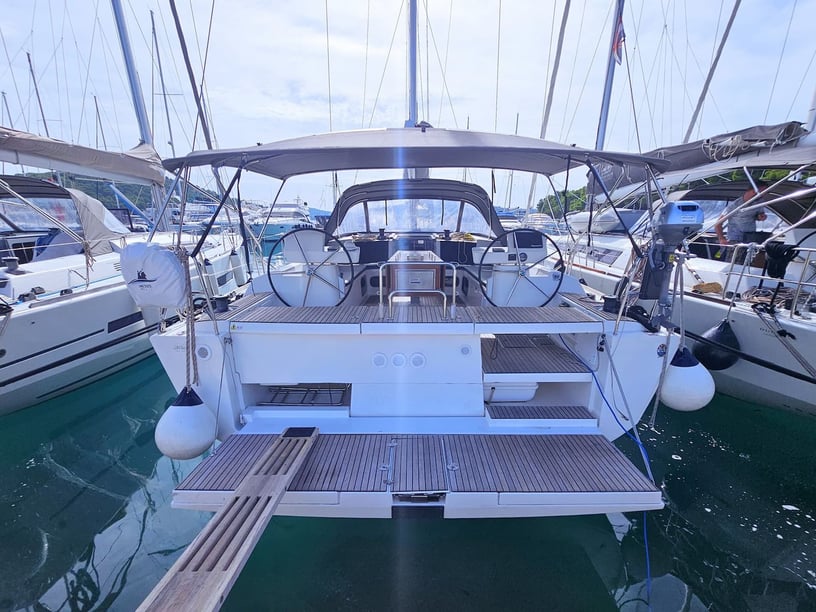Rogoznica Sailboat 5 cabin 12 berths 12 guests 15.2 m Listing Number: #5347
