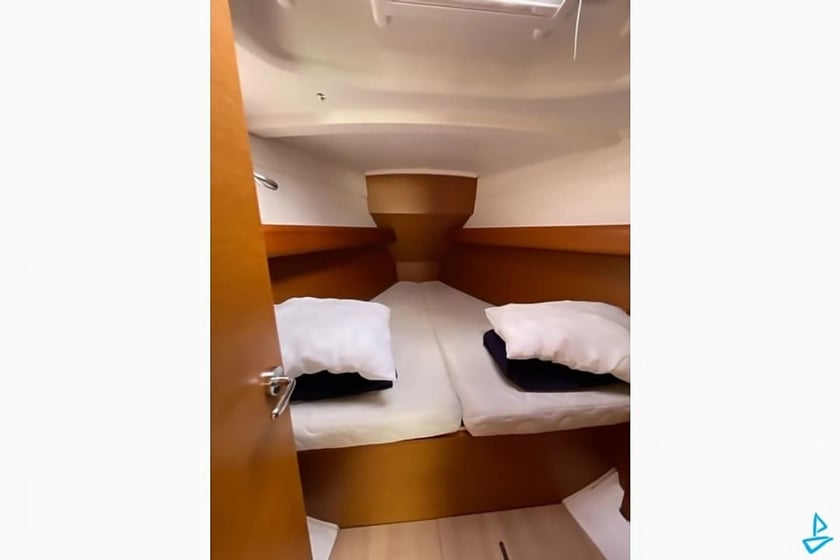 Marmaris Motoryat 4 kabin Konaklama 6 kişi Seyir 6 kişi 18 m İlan No: #536 3