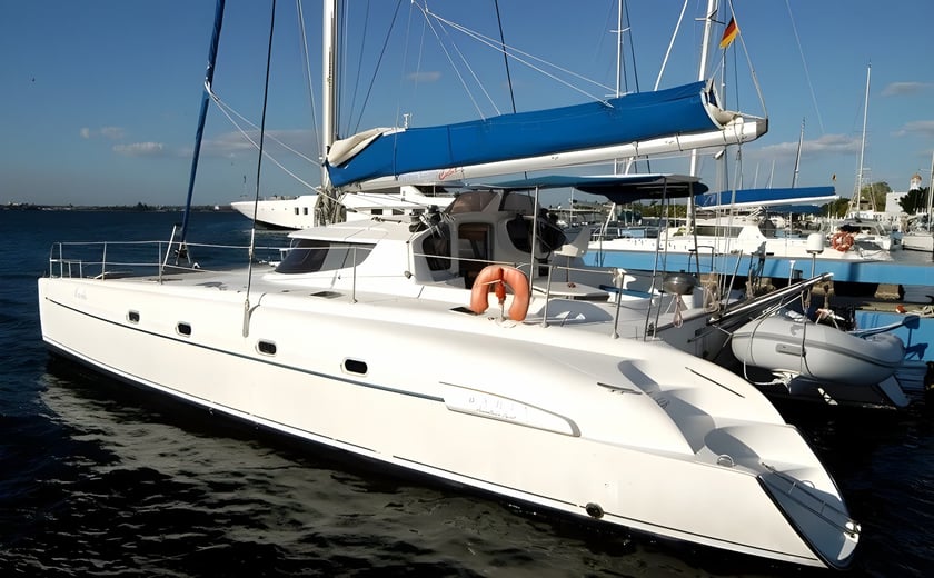 Cienfuegos Catamaran 6 cabin 12 berths 12 guests 14 m Listing Number: #5489 4