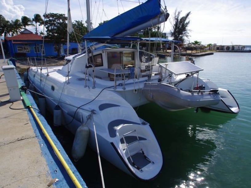 Cienfuegos Catamaran Cabine 4  Couchettes 8  Invités 8  11.6 m Numéro de l'annonce: #5490