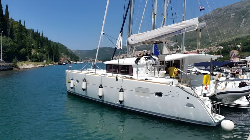 Trogir Catamarano cabina 5  cuccette 11  11  ospiti 11.97 m Numero dell'inserzione: #5514 3